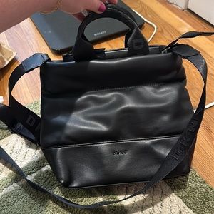 DKNY zip handle puffer crossbody bag